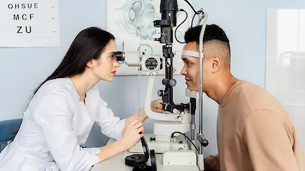 Optiker